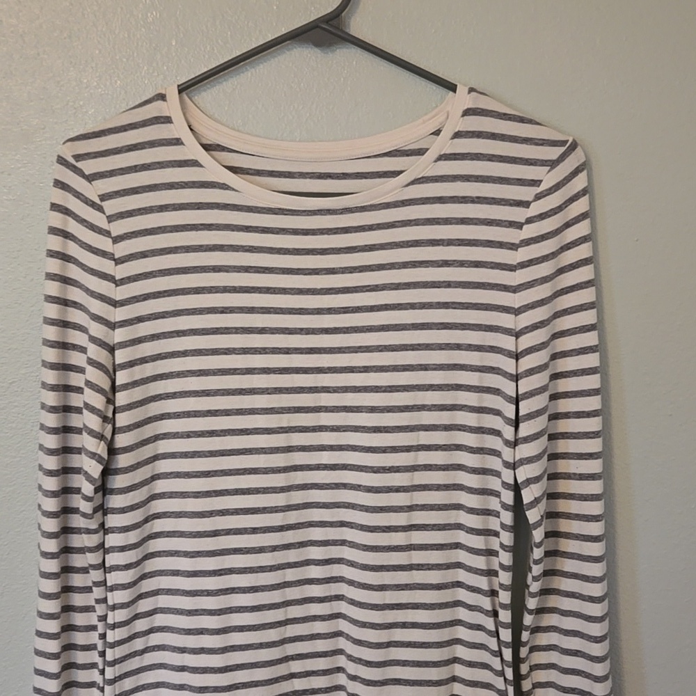 A New Day | Gray And White Striped Long Sleeve Tee Size Medium